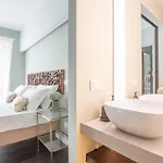 דירה Chic Spanish Steps Retreat