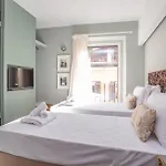 Chic Spanish Steps Retreat * רומא