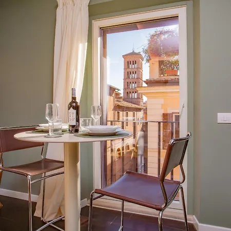 Chic Spanish Steps Retreat * Rome