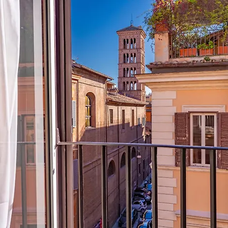 Chic Spanish Steps Retreat