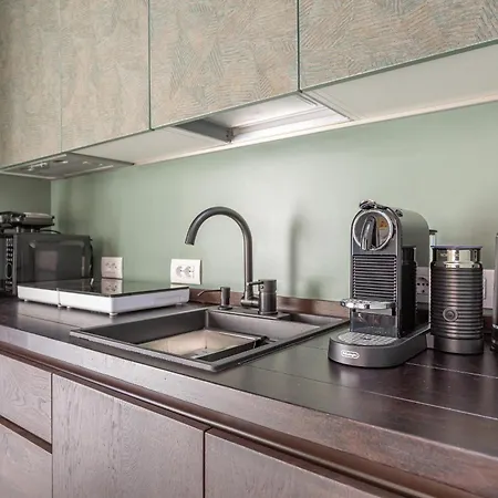 Chic Spanish Steps Retreat アパート