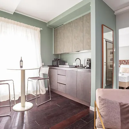 Chic Spanish Steps Retreat Lejlighed *