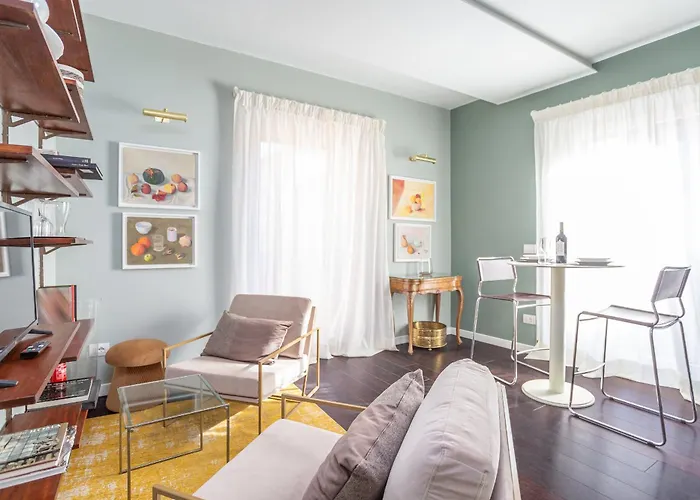 Chic Spanish Steps Retreat * Roma